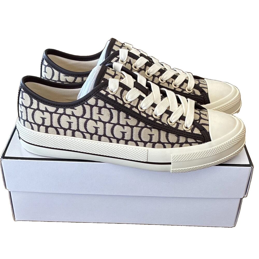 Guess Carey Women's Size 9 M Jacquard Monogram Logo Sneakers Dark Brown NIB